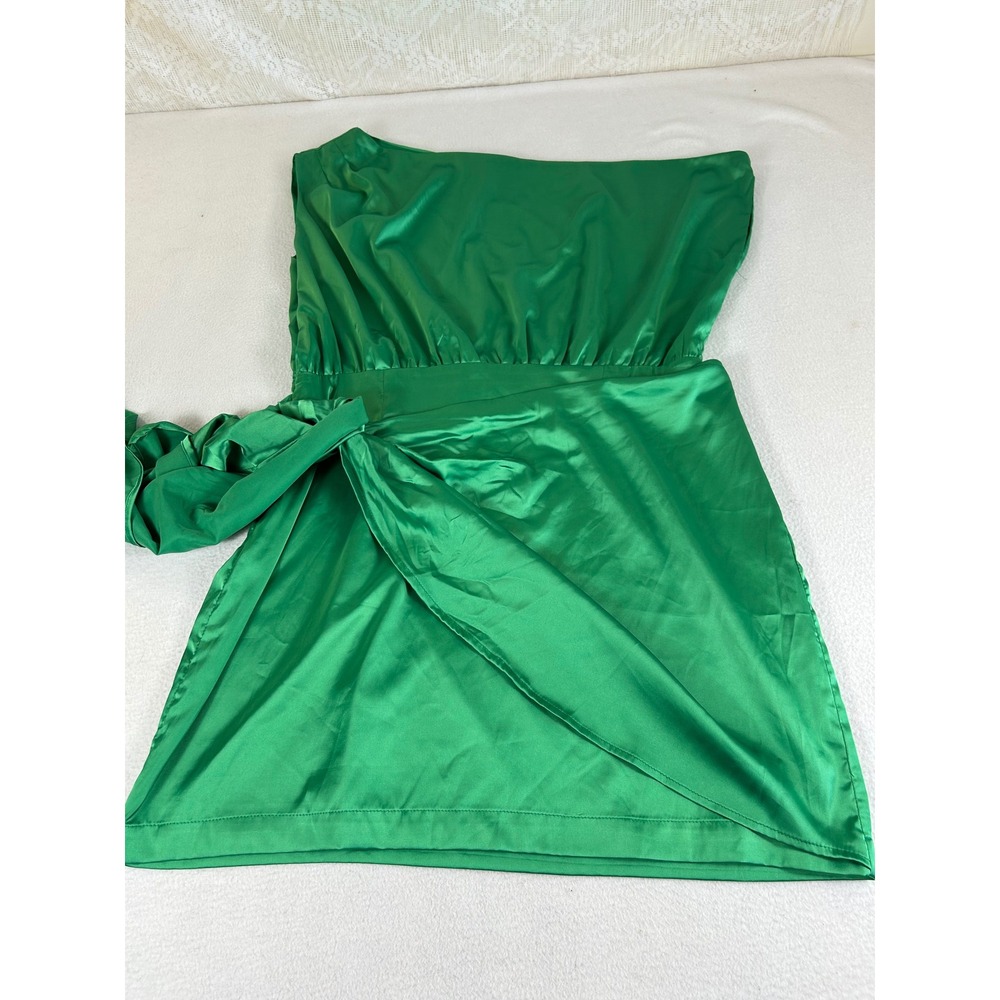 Sage + Paige One Shoulder Dress Women XL Green Satin Cocktail Wrap Mini Dress